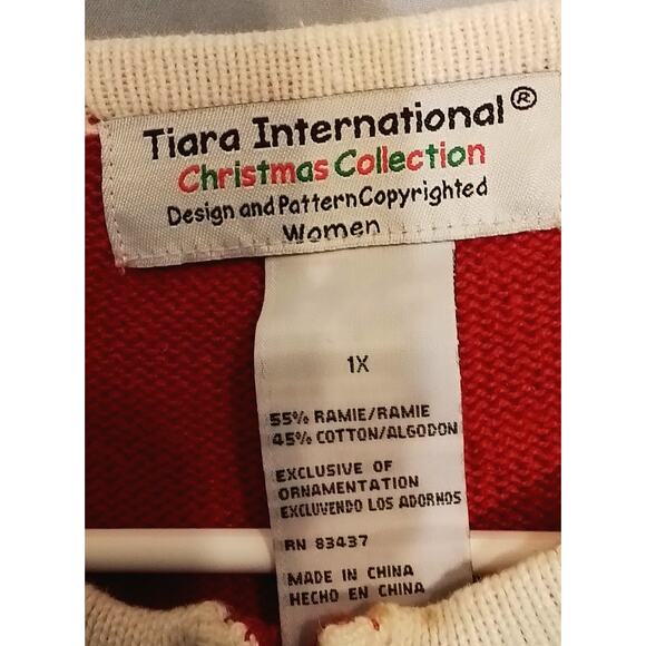 Tiara International;  Red Christmas vintage sweater - Picture 8 of 8